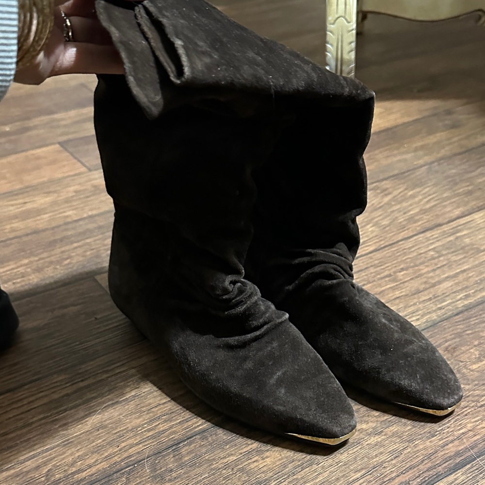 Jasmine Chocolate Suede Footwear